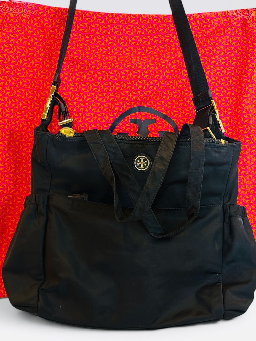 Tory Burch Scout Black Nylon Work Tote Crossbody Gold Hardware w/ TB Dust Cover - Picture 3 of 16